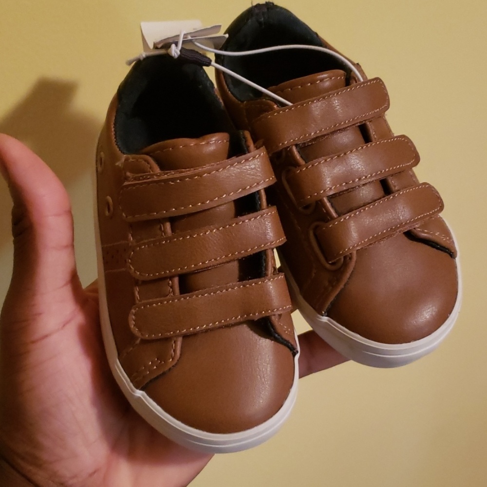 Old Navy dress shoe